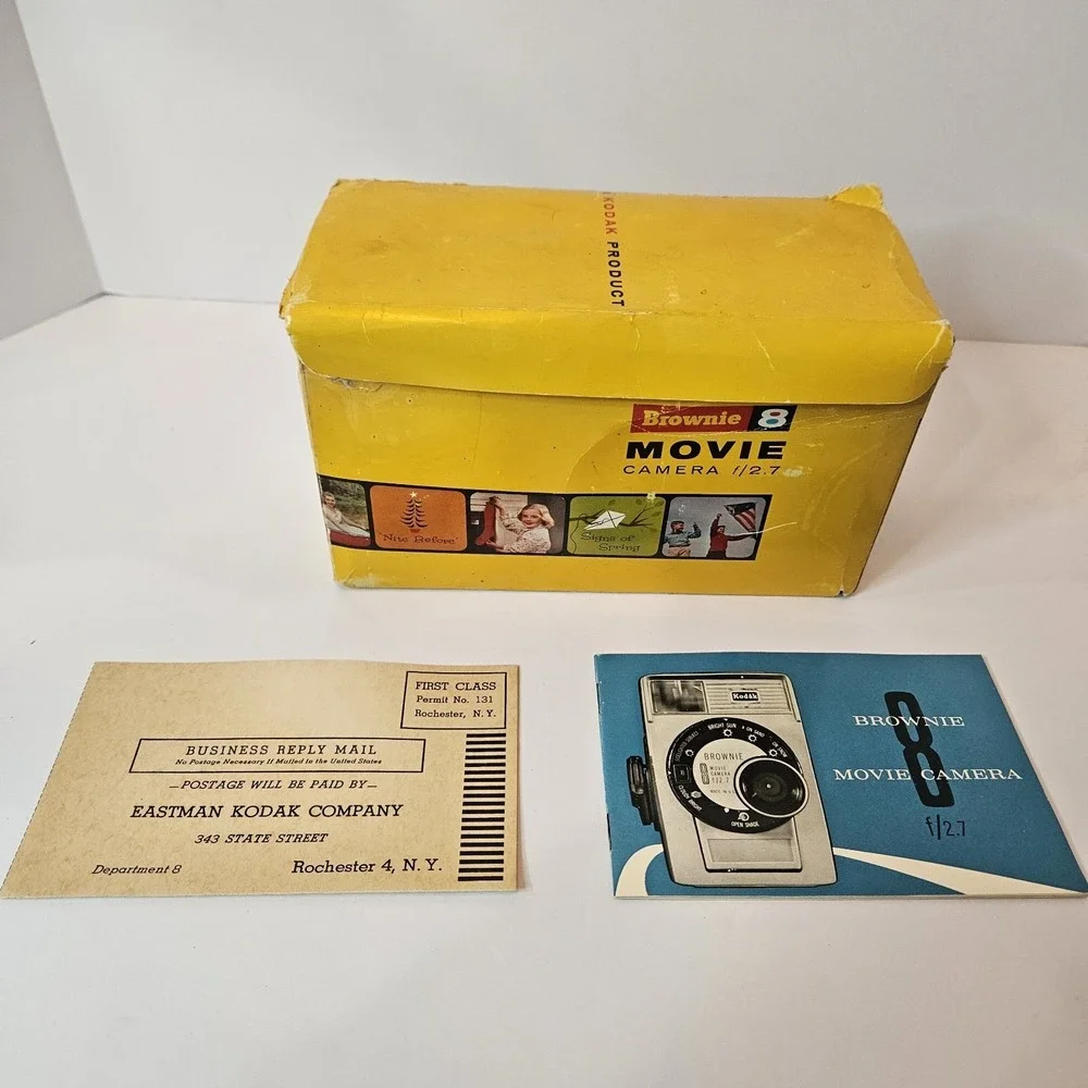 Vintage Kodak Brownie 8 No. 142 Movie Camera F/2.7 8MM orig box & Manual Retro